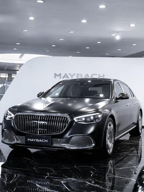 成都342岚图汽车的售后服务让用户无忧出行，迈巴赫未来的豪华车趋势